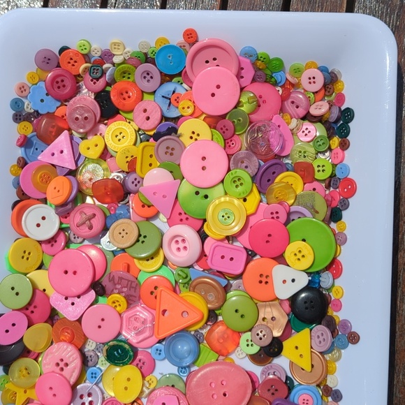 Craft Buttons - Picture 3 of 5